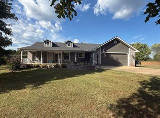 810 Northpointe Dr, Mountain Home, AR 72653