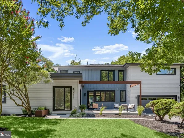 3112 N Rosser St, Alexandria, VA 22311