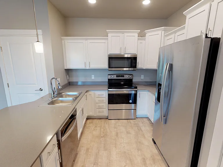 Maple Wood Townhomes — Photo 44