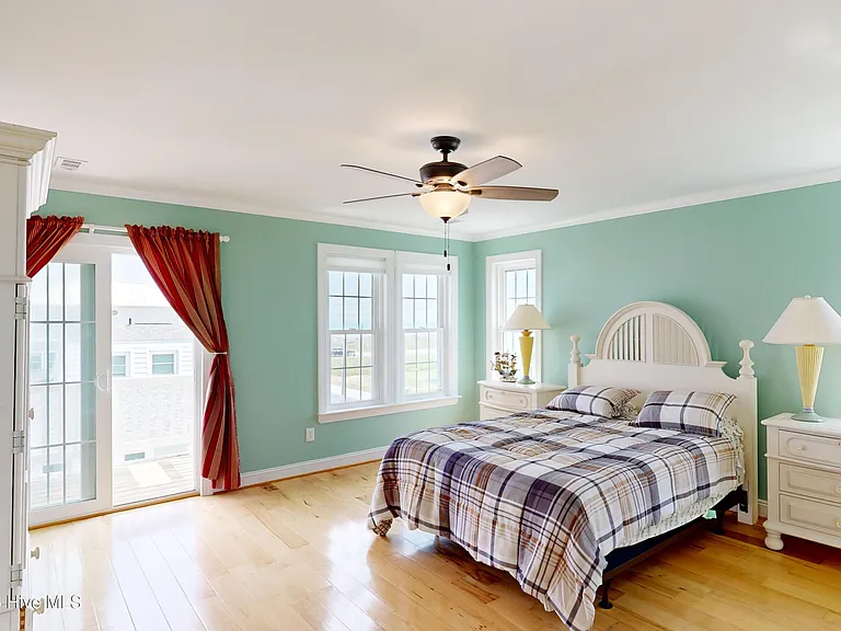 306 Marina Way — Photo 47