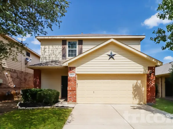 2705 Lynx Ln, Fort Worth, TX 76244