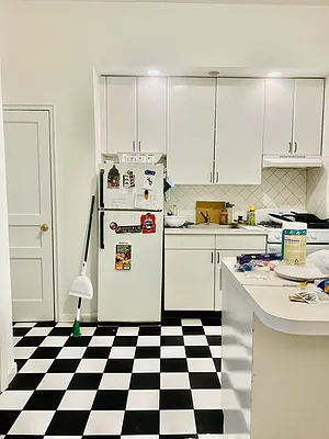 Rented by CitySites Real Estate Group | media 21