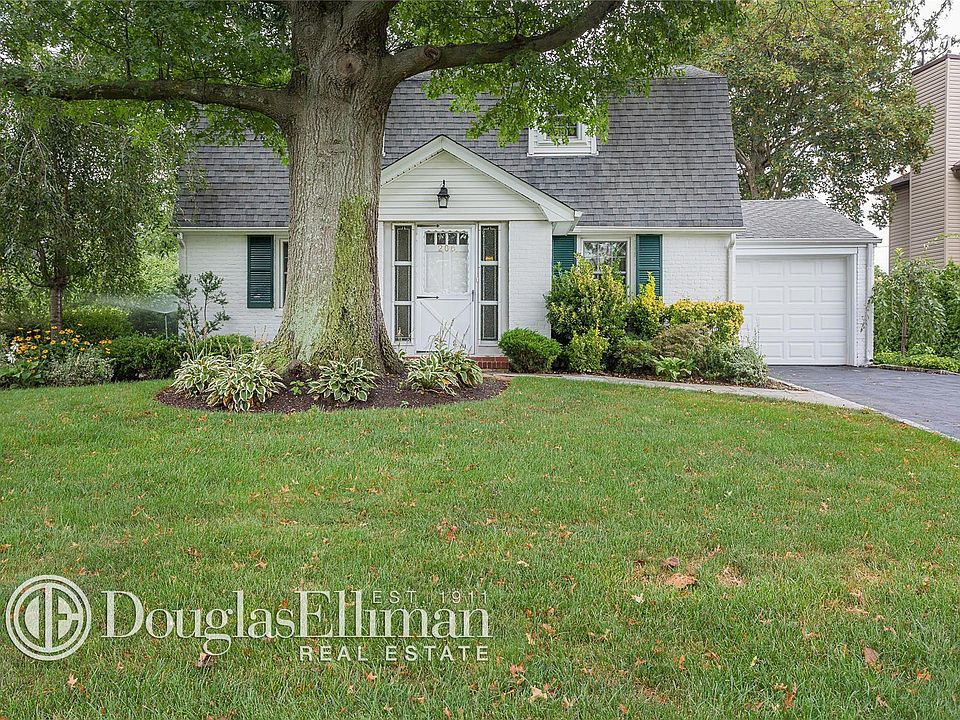 1st image of 206 Parkside Dr