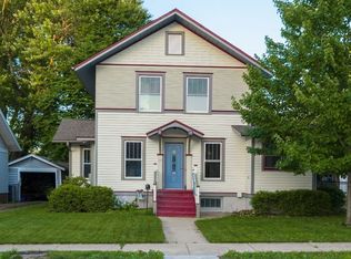 108 S Moore St, Bloomington, IL 61701