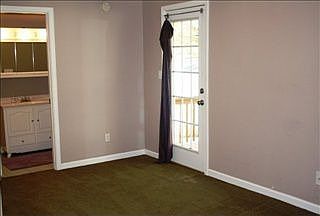 3rd image of 1395 Woodmont Dr