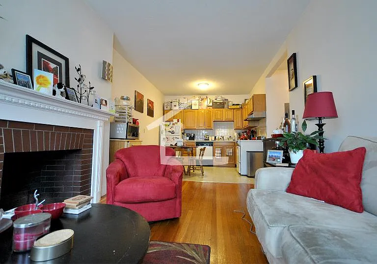 170 Winthrop Rd #5 — Photo 12