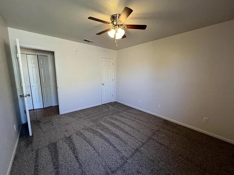 3706 Dustin Ct #A — Photo 15