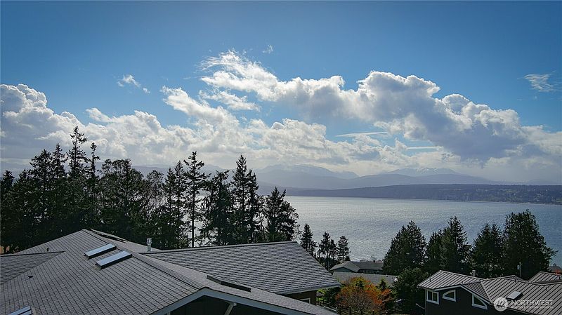 2nd image of 85 Quinault Loop