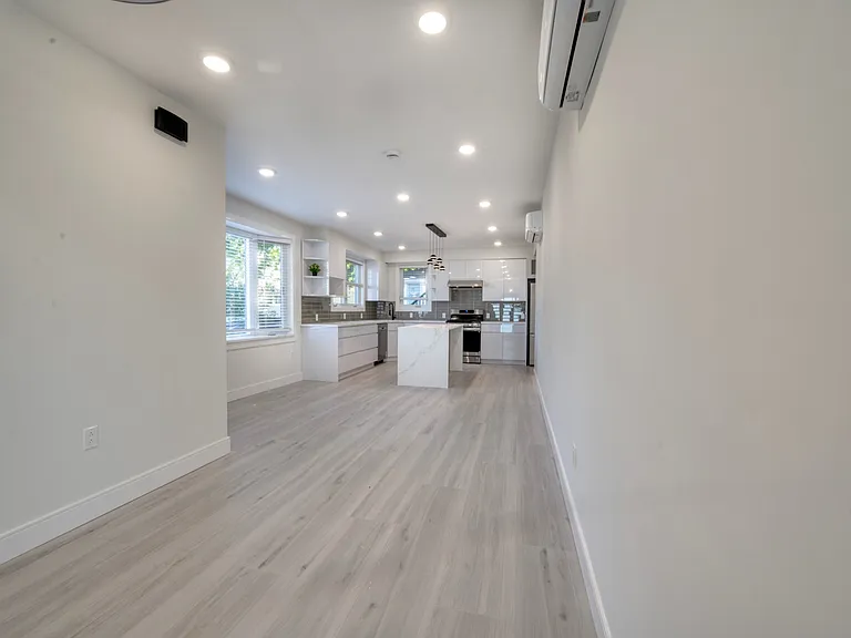 103 Dorchester St #1 — Photo 18