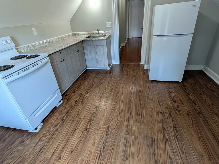 172 Fountain St #33 — Photo 7