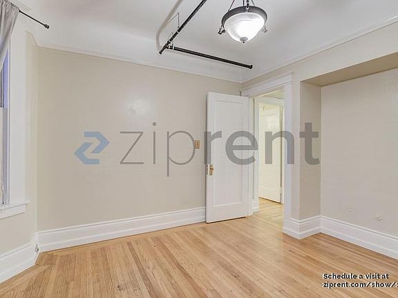 3rd image of 1254 Leavenworth St #1254