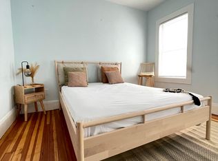 21 Taft St Floor 3, Dorchester, MA 02125