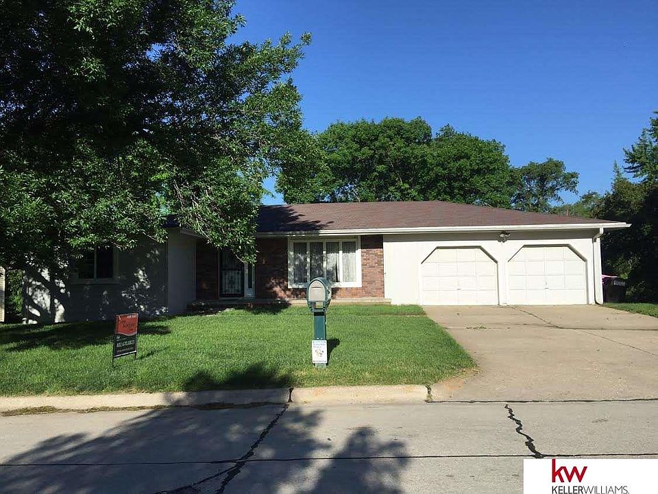 1st image of 1114 Earl Ct