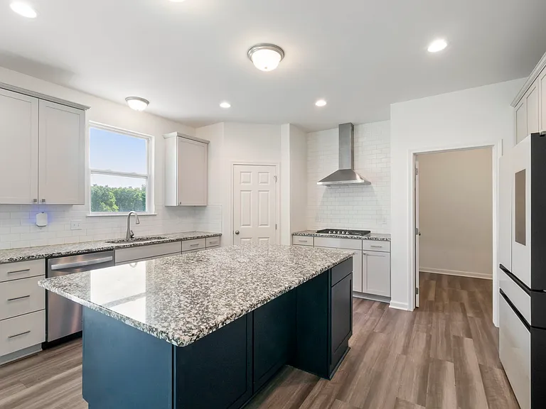 63770 Dequindre Rd — Photo 6