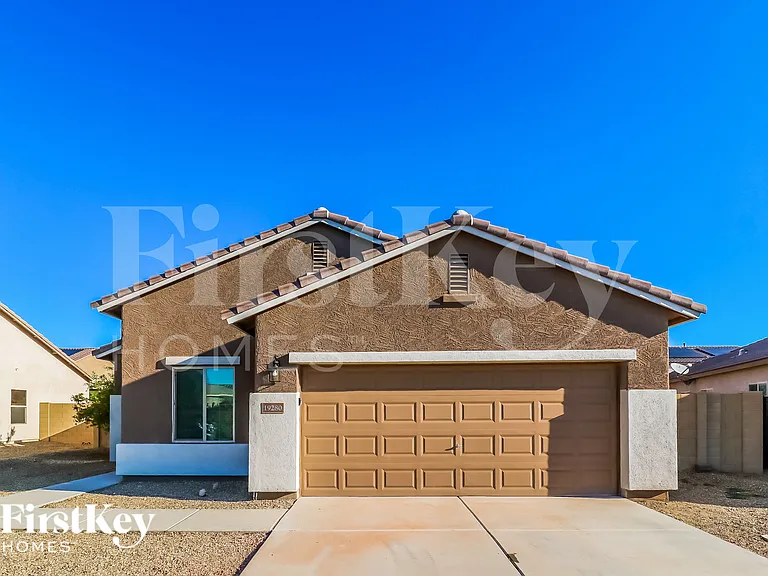 19280 W Madison St — Photo 1