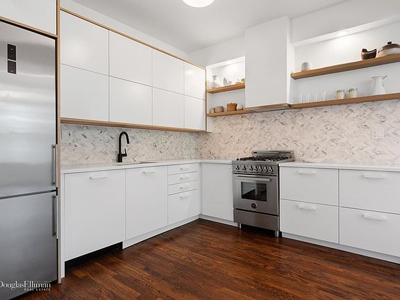 2nd image of 337 Chauncey St #2R