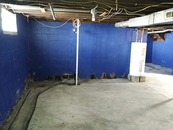 3rd image of 312 School St