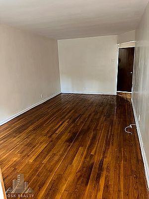 4th image of 579 E 84th St #1