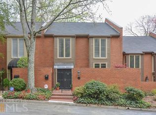 11 Willow Gln NE, Atlanta, GA 30342