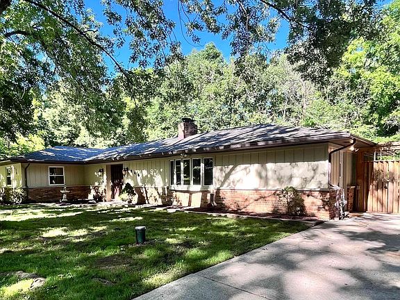 2nd image of 846 Wolf Dr