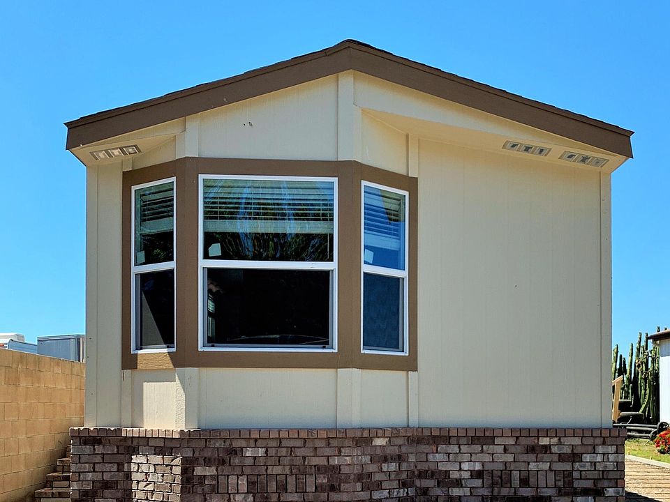 1st image of 4388 E Central Ave #31