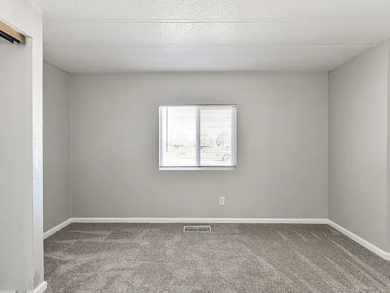 4453 Maia Way — Photo 35