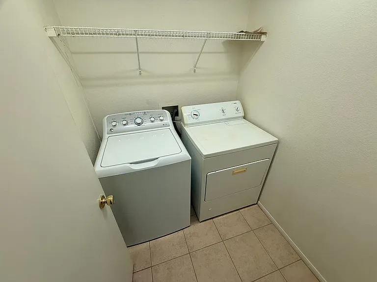 2416 Cockatoo Dr — Photo 19