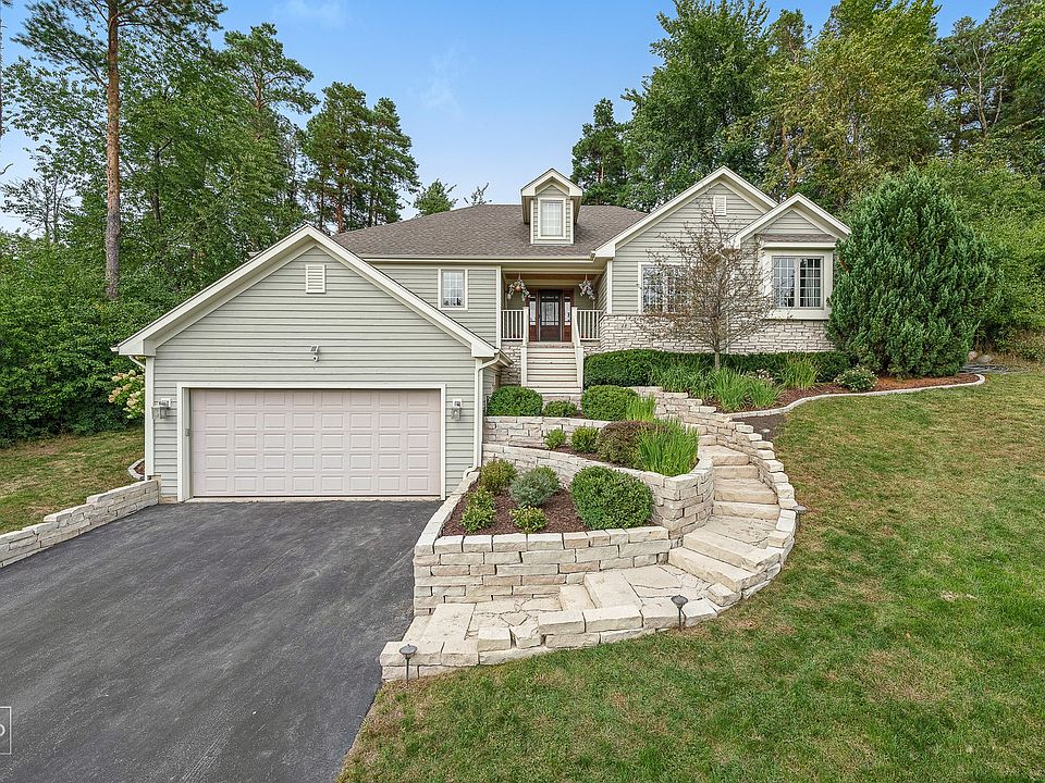 1st image of 48 Burnette Dr