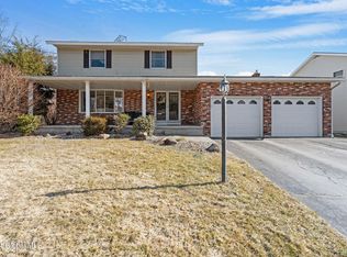 2004 Anthony Dr, Schenectady, NY 12303