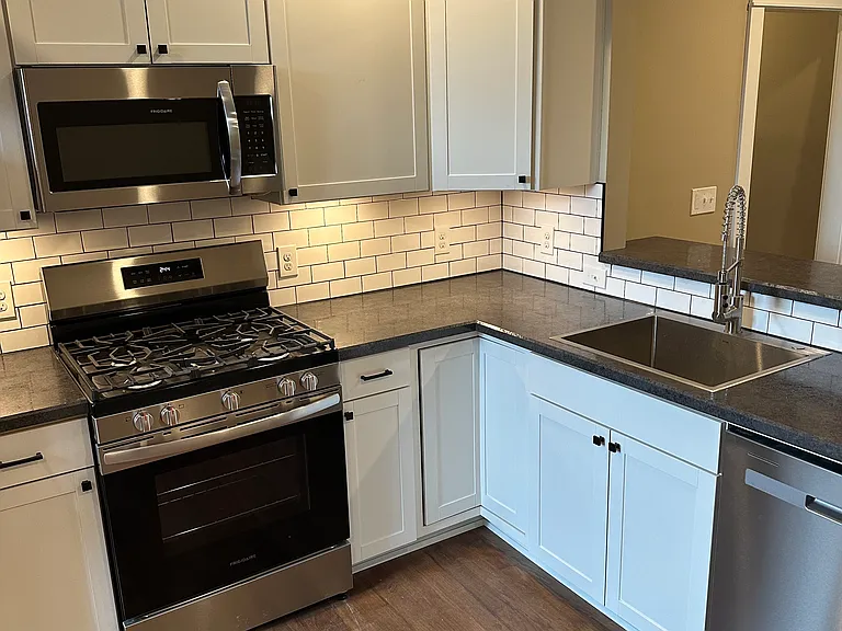 3 Fargo Ave #3 — Photo 15