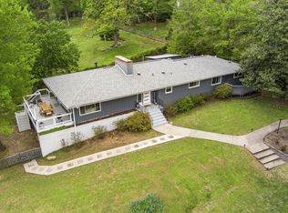 1661 W Hotz Dr, Fayetteville, AR 72701