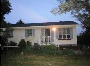 67 Davis Ln, Chickamauga, GA 30707