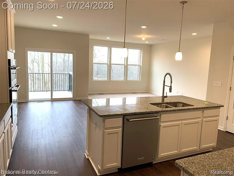 43683 Chancellor Ln — Photo 5