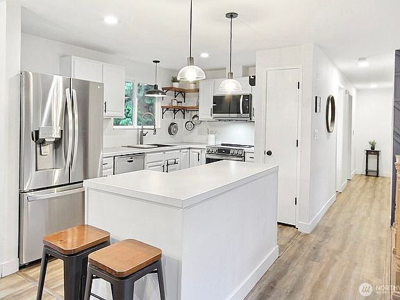5th image of 31625 NE 104th Street