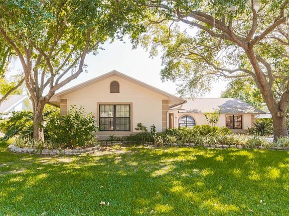 2nd image of 2834 Hammock Dr