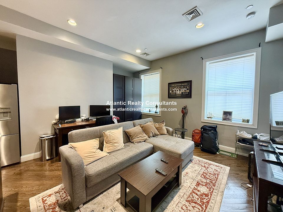 1st image of 22 Hancock St #201