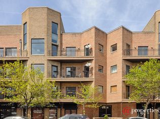 2236 W Armitage Ave APT 402, Chicago, IL 60647