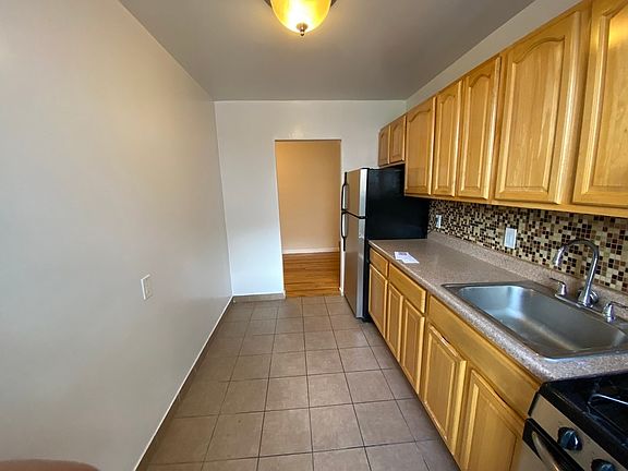 3rd image of 25-10 30th Ave #2B