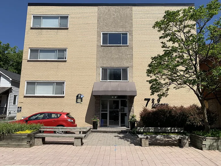 729 Cooper St — Photo 1