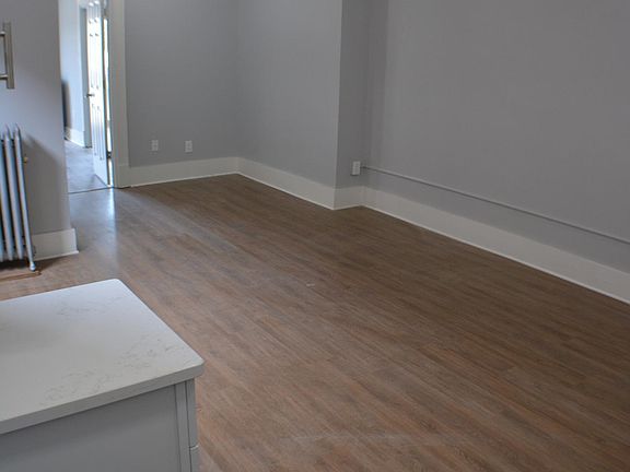4th image of 12405 Detroit Ave