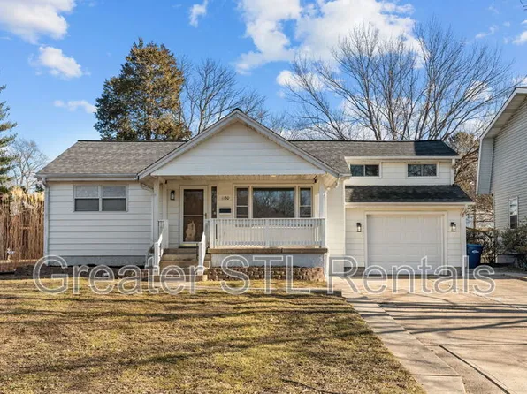 1150 Saint Matthew Dr, Florissant, MO 63031