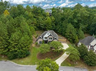 2402 Huntington Glen Dr, Birmingham, AL 35226