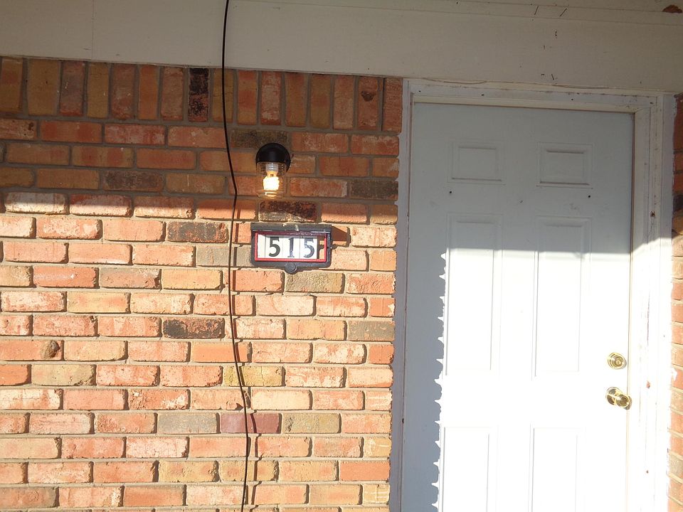 1st image of 515-517 Fairway Dr