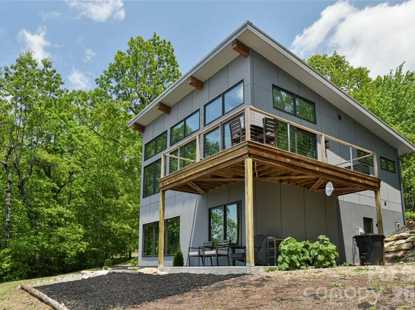41 High Cliffs Trl, Black Mountain, NC 28711