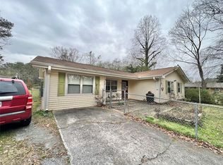 3620 Leisure Ln, Atlanta, GA 30349