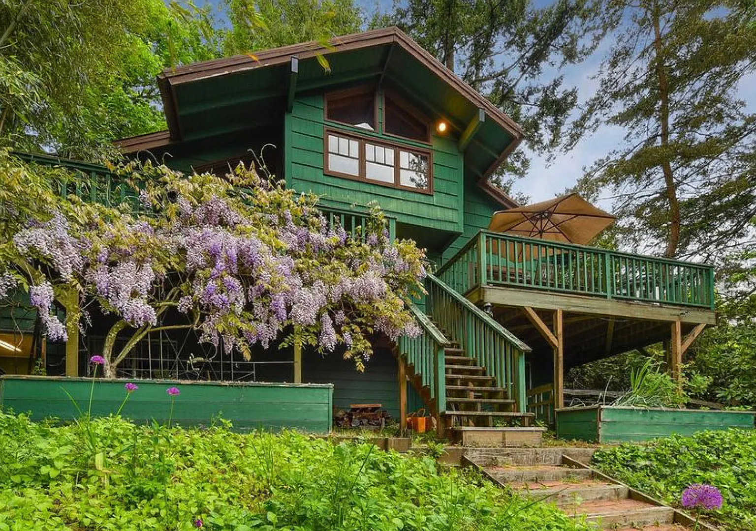 Charming 1920's Converted Ranger Station Home in Portland West Hills, pets ok — Photo 2