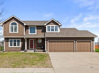 606 NW 17th St, Ankeny, IA 50023
