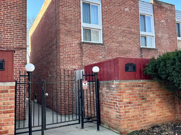 1615 W Greenleaf Ave Unit B, Chicago, IL 60626