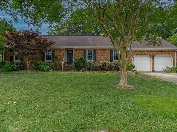 3rd image of 1185 Hopemont Dr