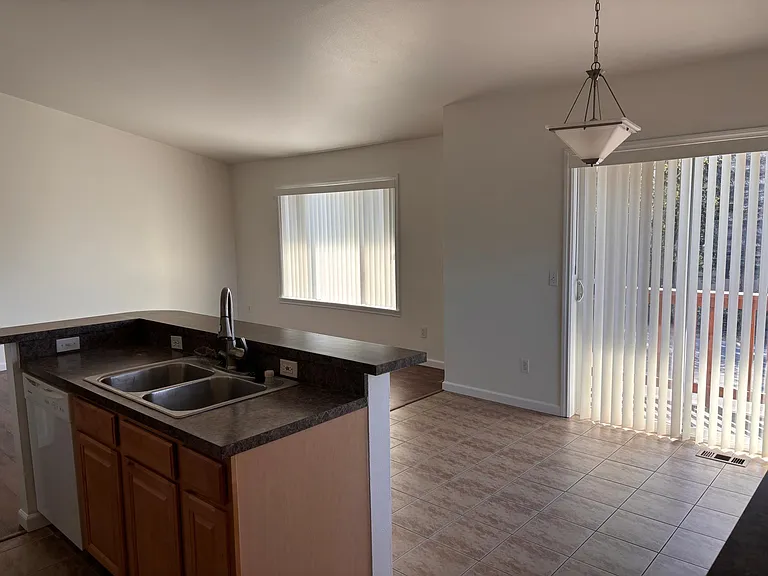 4451 Cordova St #1 — Photo 2